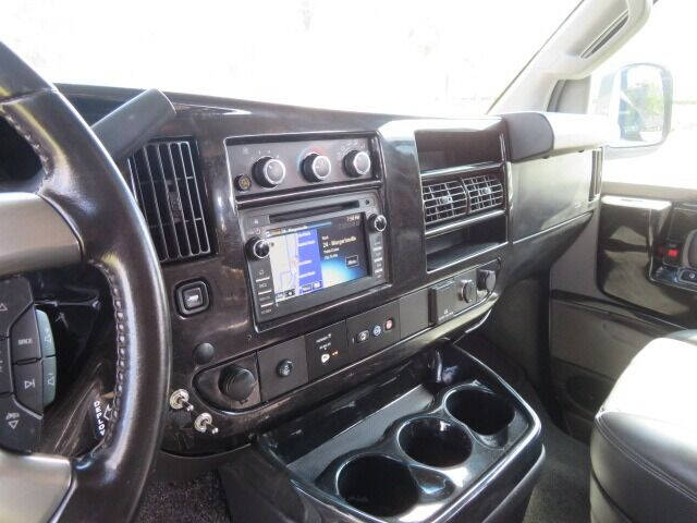 2017 Chevrolet Express 2500