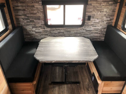 2022 Glacier 17’ RV EXPLORER