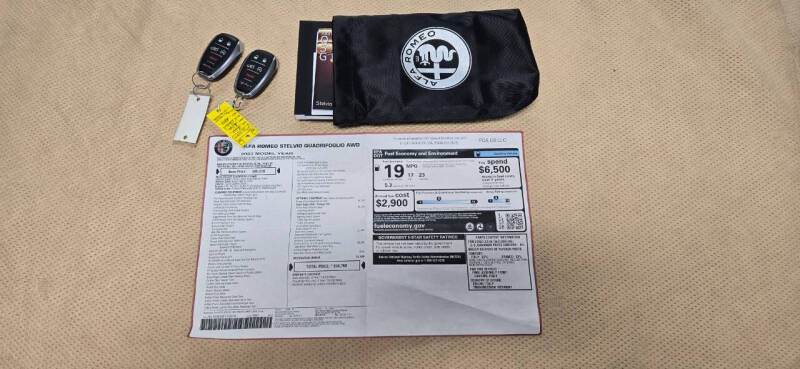 2023 Alfa Romeo Stelvio Quadrifoglio