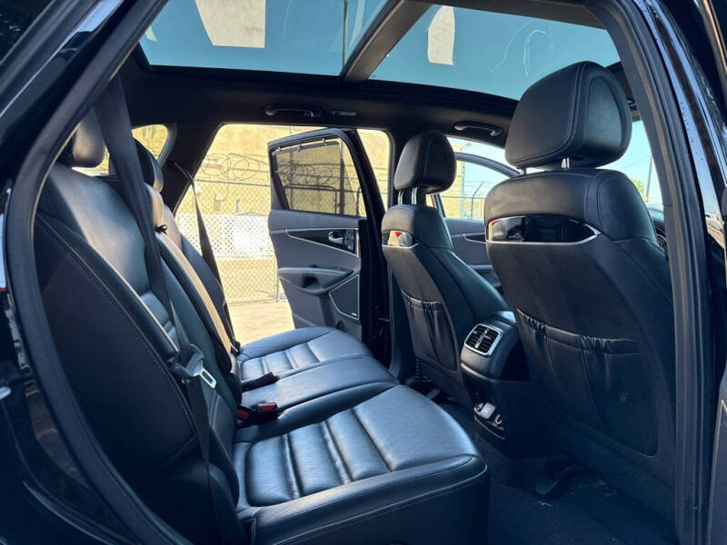 2016 Kia Sorento SX Limited