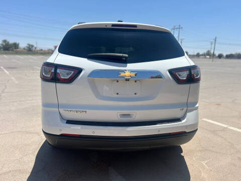 2017 Chevrolet Traverse LT
