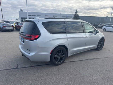 2022 Chrysler Pacifica Limited