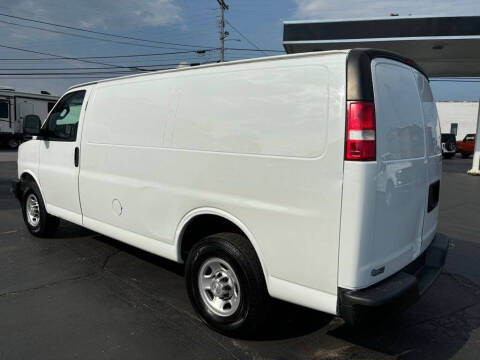 2018 Chevrolet Express 2500