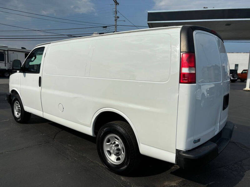 2018 Chevrolet Express 2500