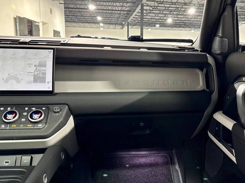 2022 Land Rover Defender 110 S