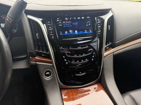 2020 Cadillac Escalade Premium Luxury