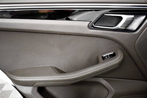 2016 Porsche Macan S