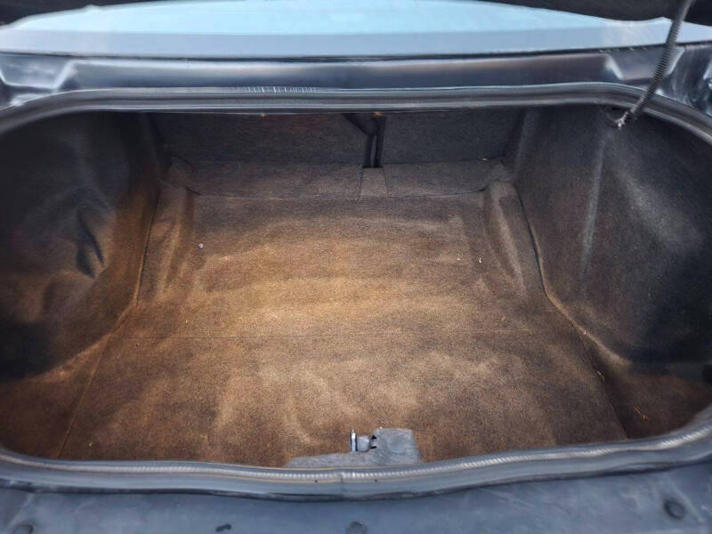 2016 Dodge Challenger SXT Plus