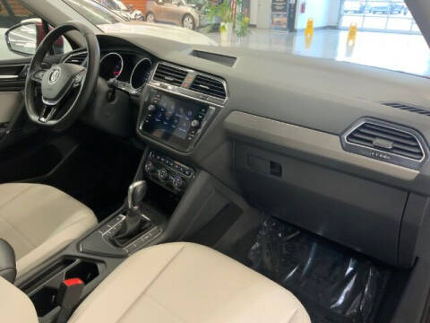 2018 Volkswagen Tiguan 2.0T SEL