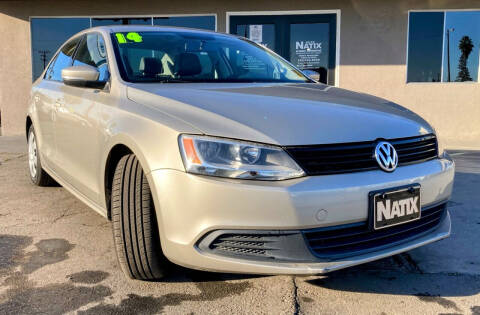 2014 Volkswagen Jetta for sale at AUTO NATIX in Tulare CA