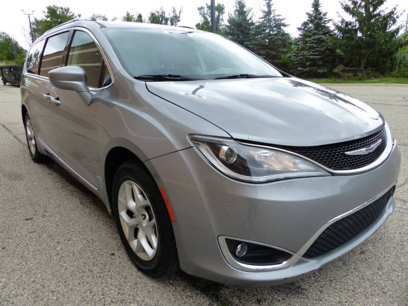 2020 Chrysler Pacifica Touring L