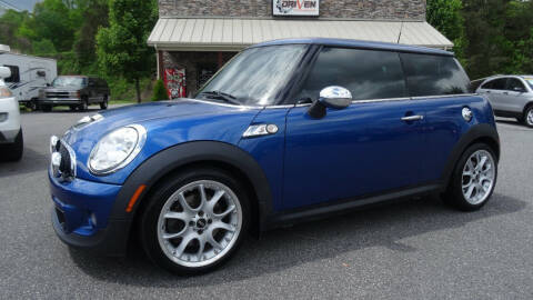 2012 MINI Cooper Hardtop for sale at Driven Pre-Owned in Lenoir NC