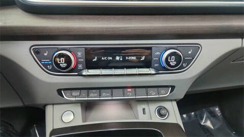 2024 Audi Q5 Sportback quattro S line Prem Plus 45 TFSI