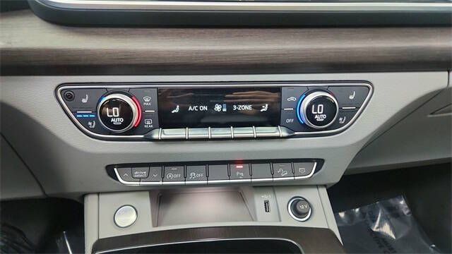 2024 Audi Q5 Sportback quattro S line Prem Plus 45 TFSI