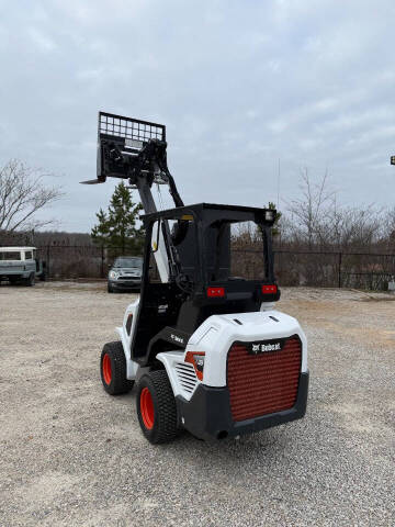 2025 Bobcat L28