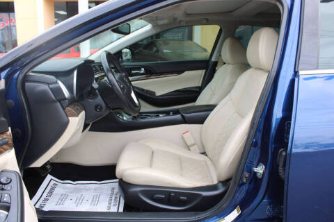 2017 Nissan Maxima Platinum