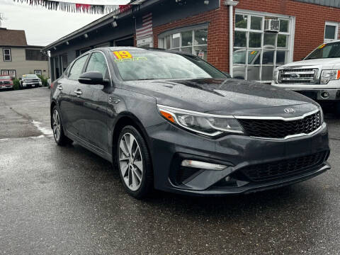 2019 Kia Optima for sale at Valley Auto Finance in Warren OH