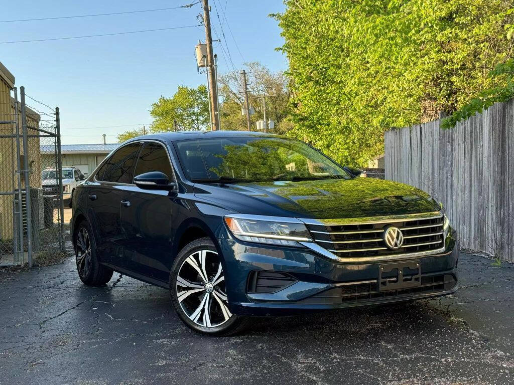 2021 Volkswagen Passat for sale at Autolink in Kansas City, KS