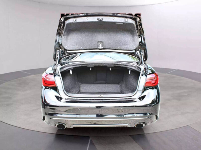 2022 Infiniti Q50 Luxe