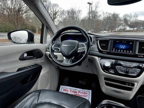 2020 Chrysler Pacifica Touring L