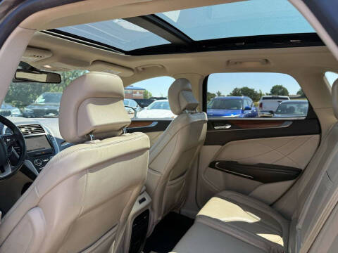 2017 Lincoln MKC Select