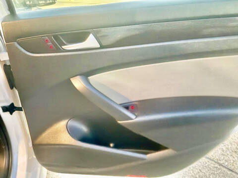 2015 Volkswagen Passat