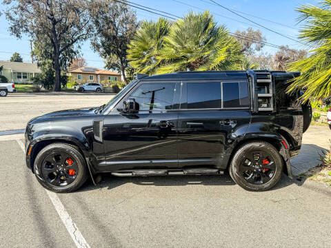 2023 Land Rover Defender 110 SE