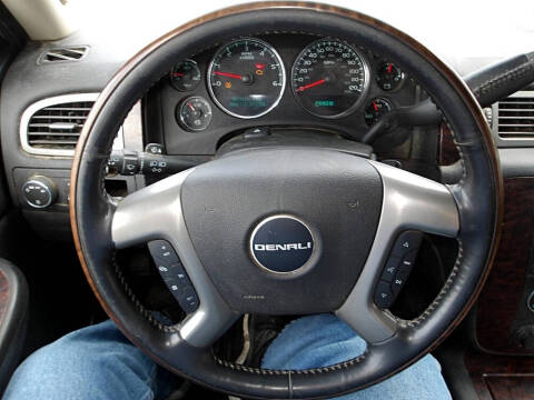 2008 GMC Yukon XL Denali