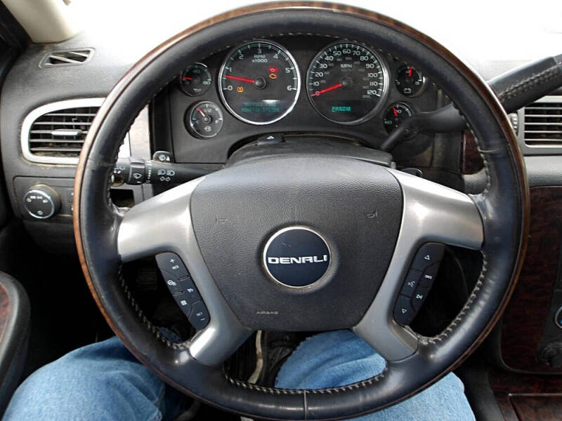 2008 GMC Yukon XL Denali