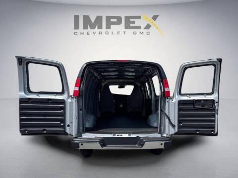 2026 Chevrolet Express 2500