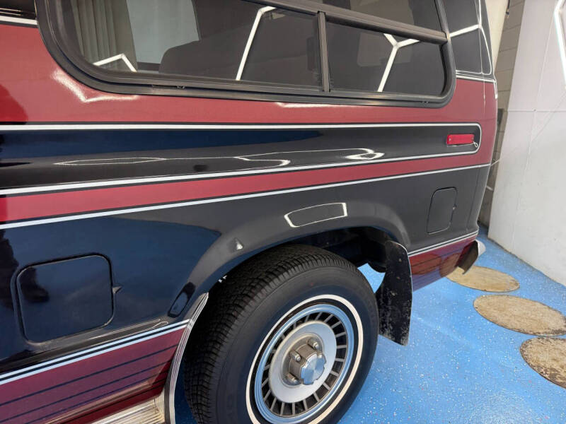 1988 Ford E-Series E-150
