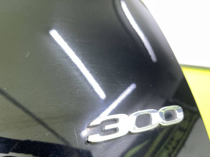 2015 Chrysler 300 Limited