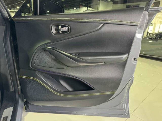 2021 Aston Martin DBX