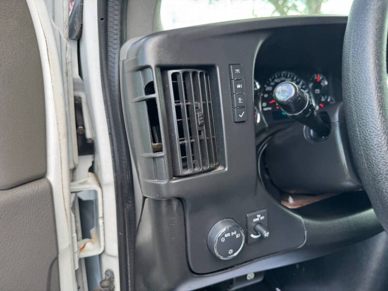 2016 Chevrolet Express 2500