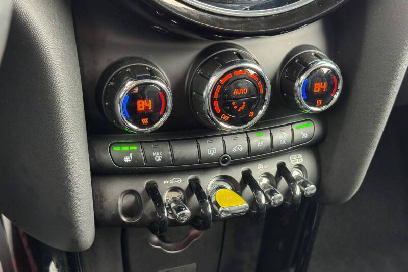 2022 MINI Hardtop 2 Door Cooper SE