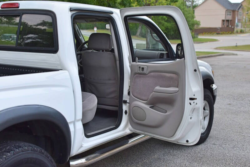 2003 Toyota Tacoma Base photo 77