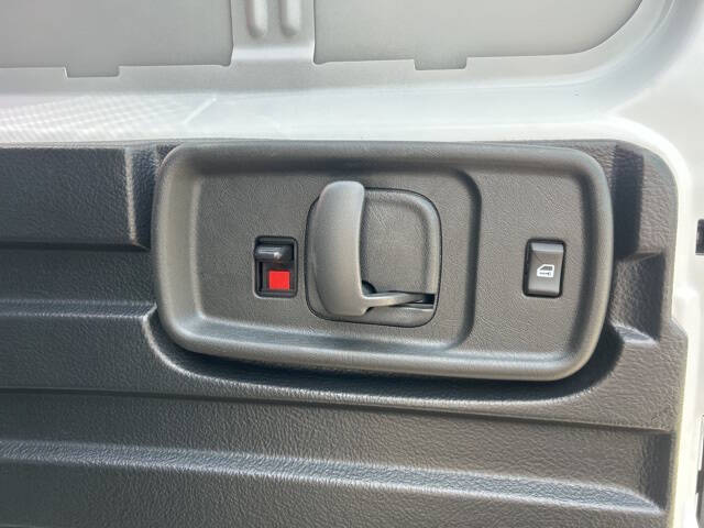 2025 Chevrolet Express 2500