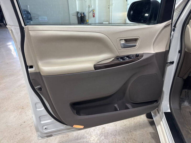 2017 Toyota Sienna