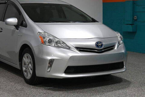 2013 Toyota Prius v Three