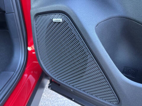 2025 Mitsubishi Outlander ES