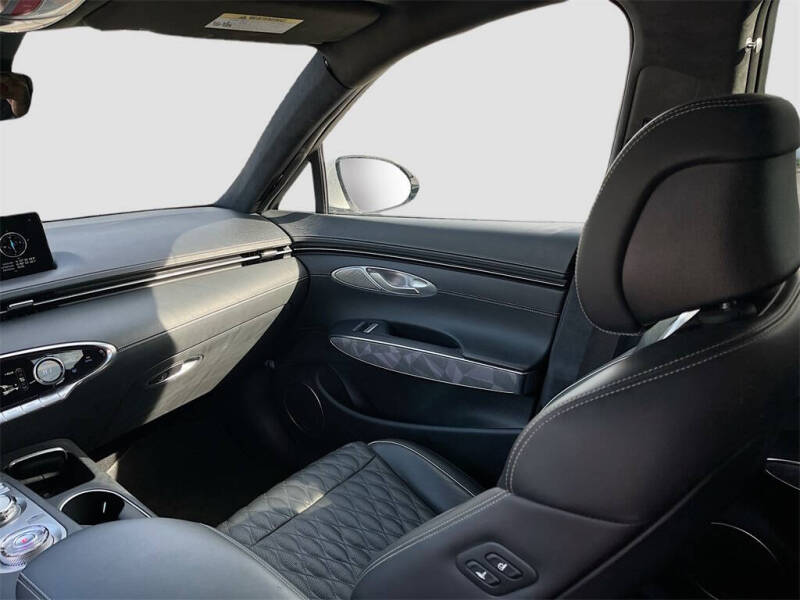 2024 Genesis GV70 3.5T Sport