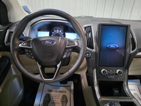 2023 Ford Edge Titanium