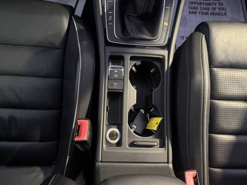 2018 Volkswagen Golf R 4Motion