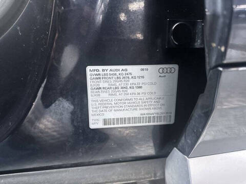 2020 Audi Q5 quattro Premium Plus 45 TFSI