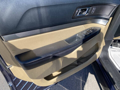 2016 Ford Explorer