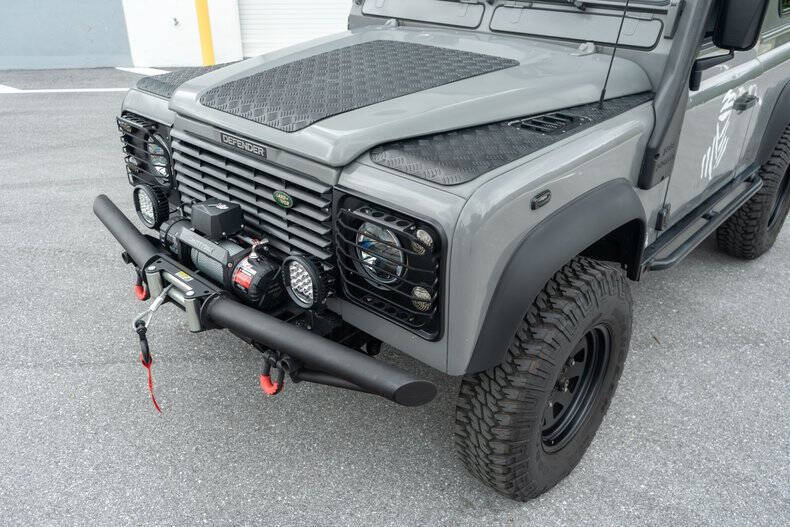 1991 Land Rover Defender