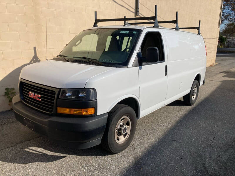 2020 GMC Savana Cargo 2500