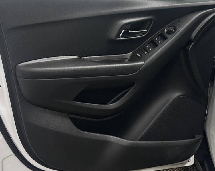 2022 Chevrolet Trax LS