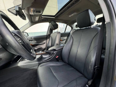 2013 BMW 3 Series 328i