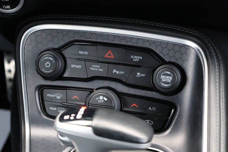 2017 Dodge Challenger GT